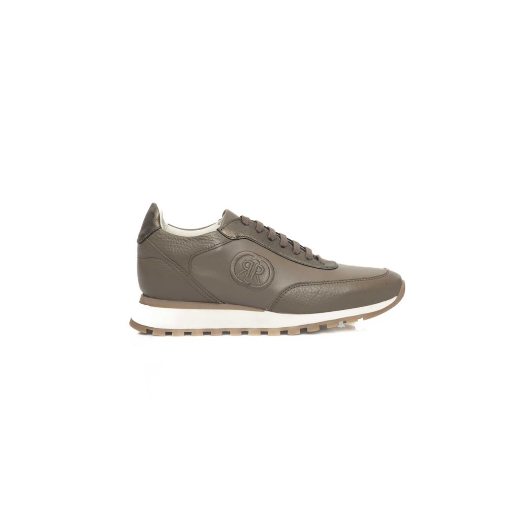 Zapatillas de piel color beige para mujer