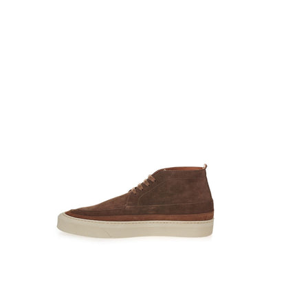 Elegant Suede Sneakers in Rich Brown