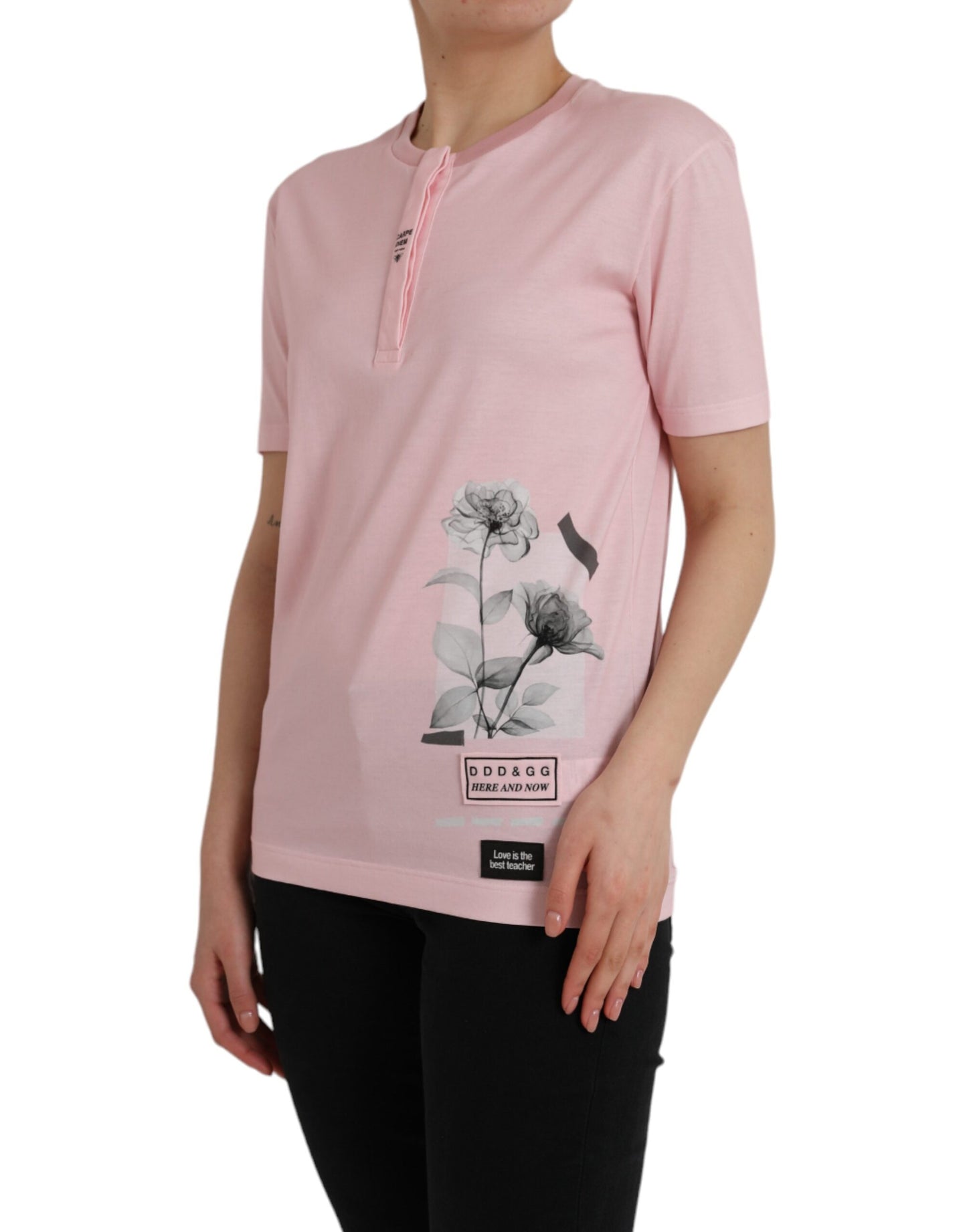 Rosa T-Shirt aus Baumwolle mit kurzen Ärmeln und Blumenmuster