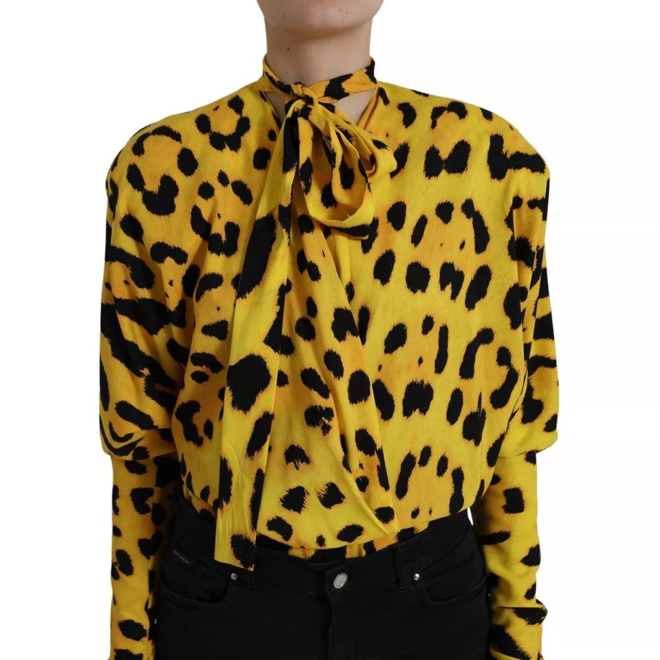 Blusa de manga larga con estampado de leopardo amarillo