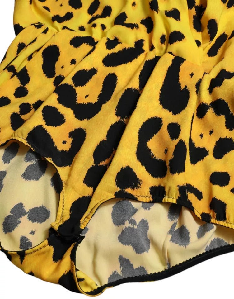 Blusa de manga larga con estampado de leopardo amarillo