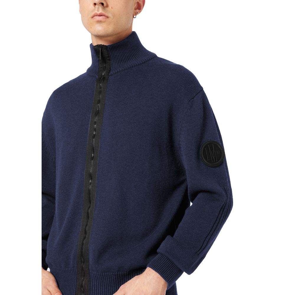 Blauer Baumwollpullover