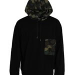 Sudadera con capucha y estampado de camuflaje negro