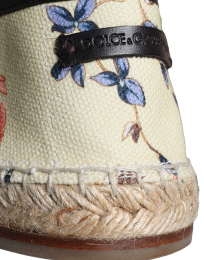 Beige Espadrilles aus Canvas mit Blumenmuster