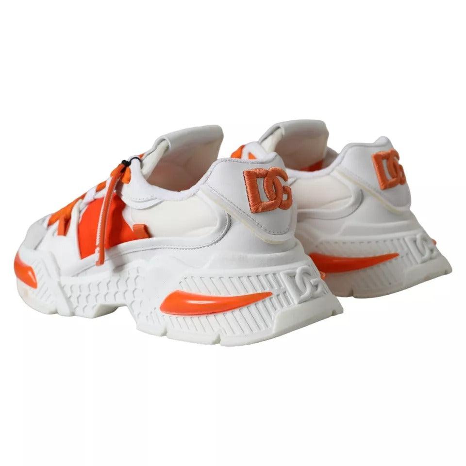 Zapatillas deportivas bajas Airmaster de color blanco y naranja