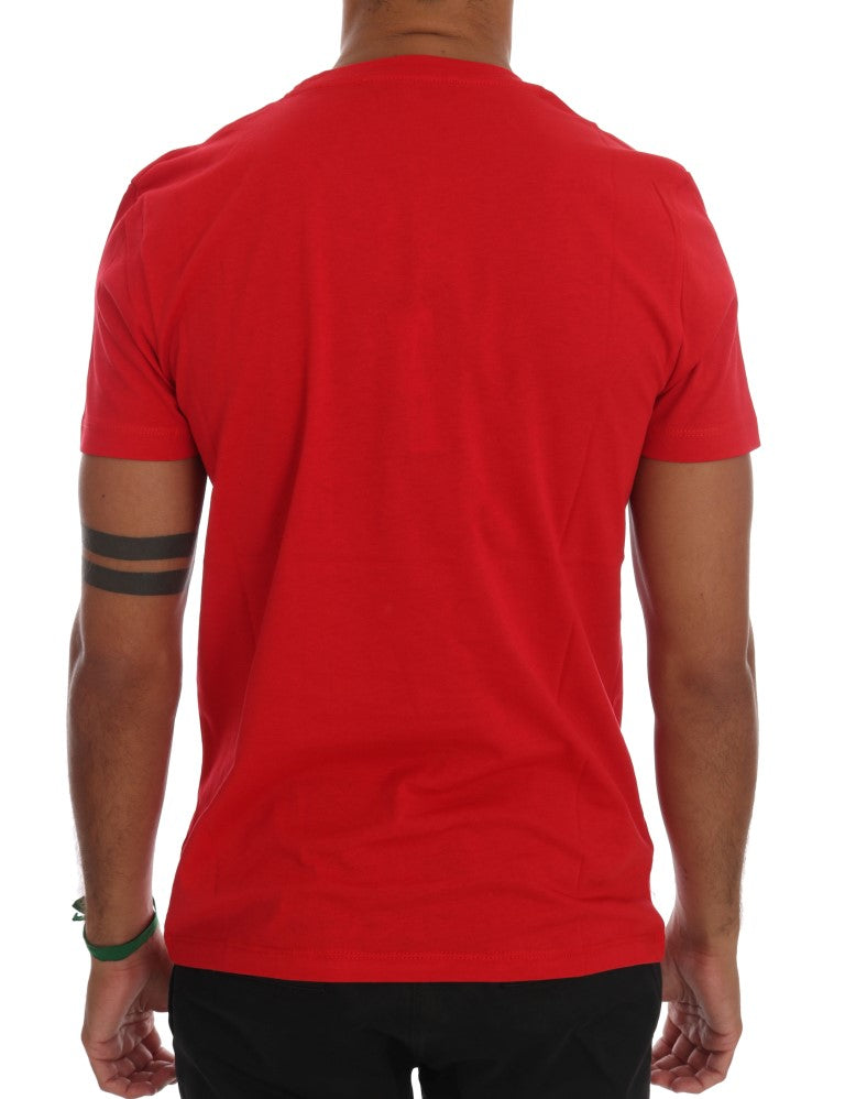 Camiseta elegante de cuello redondo con motivo 'RIDERS' en rojo