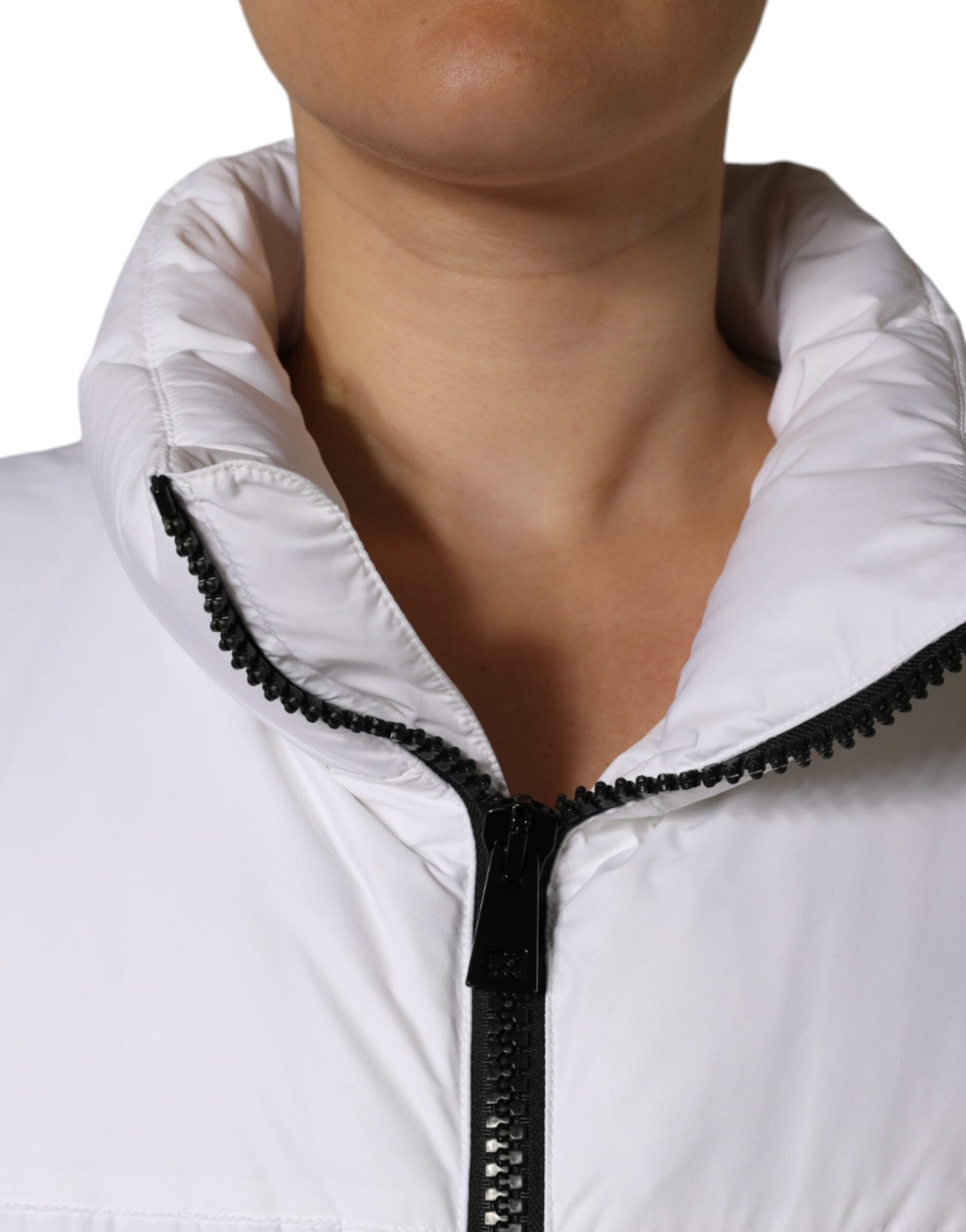 Chaqueta acolchada blanca con cremallera completa