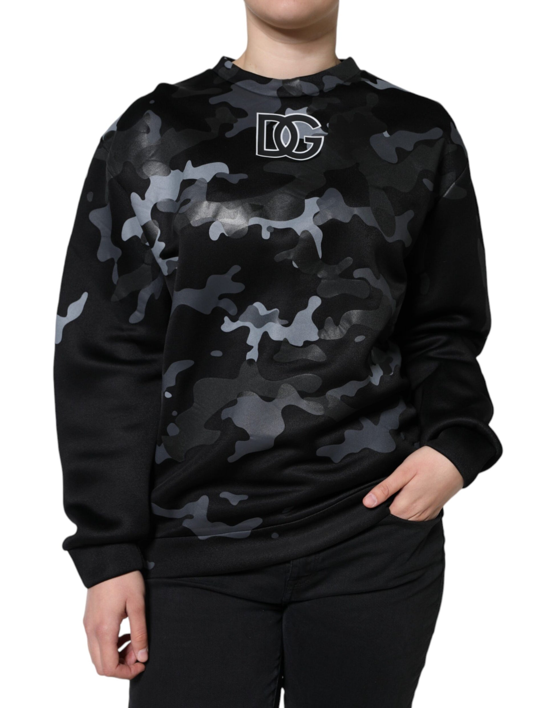 Suéter tipo sudadera con cuello redondo y estampado de camuflaje negro