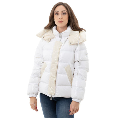 Chaquetas y abrigos de poliamida blanca