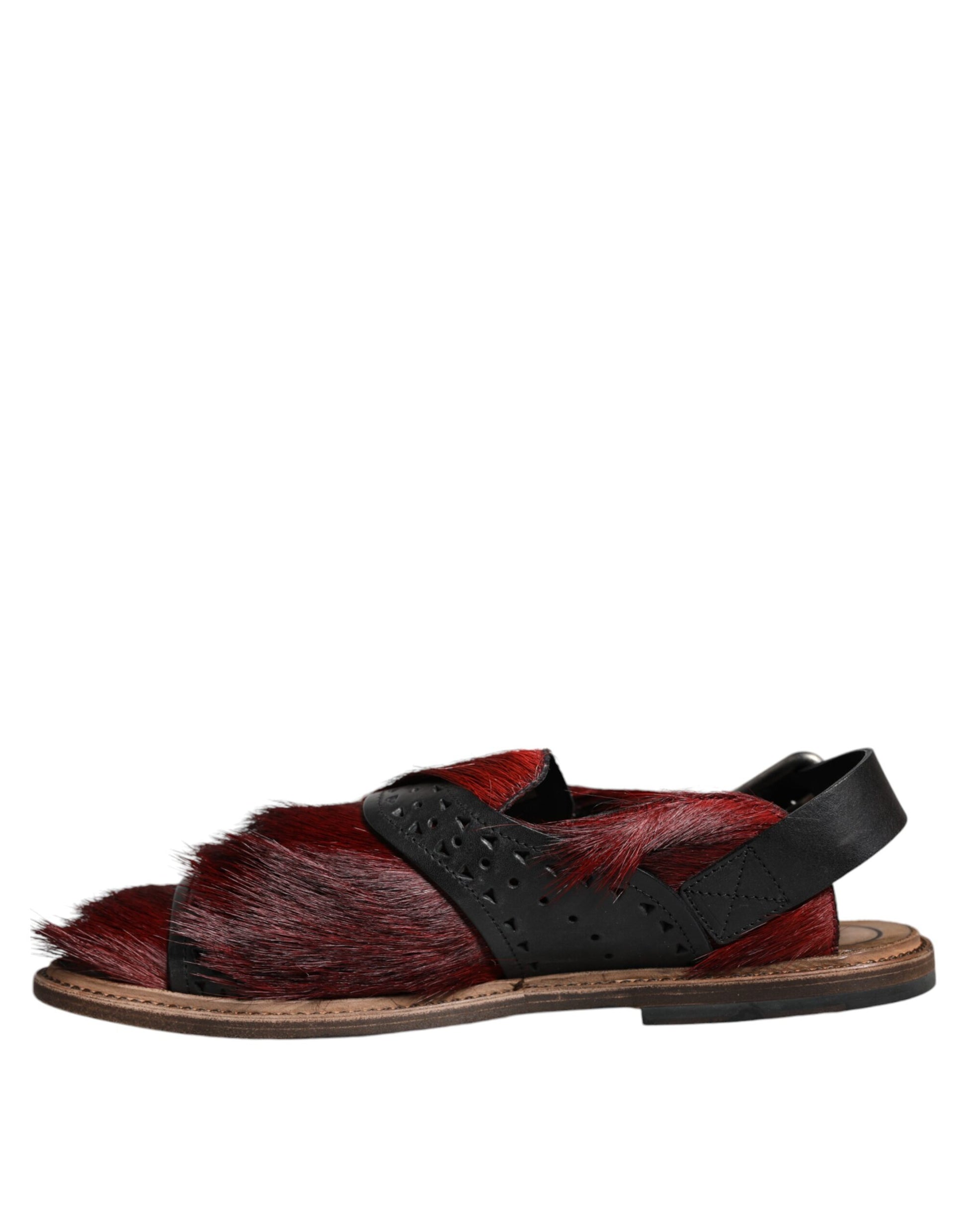 Sandalias de piel con pelo de gacela negra y roja