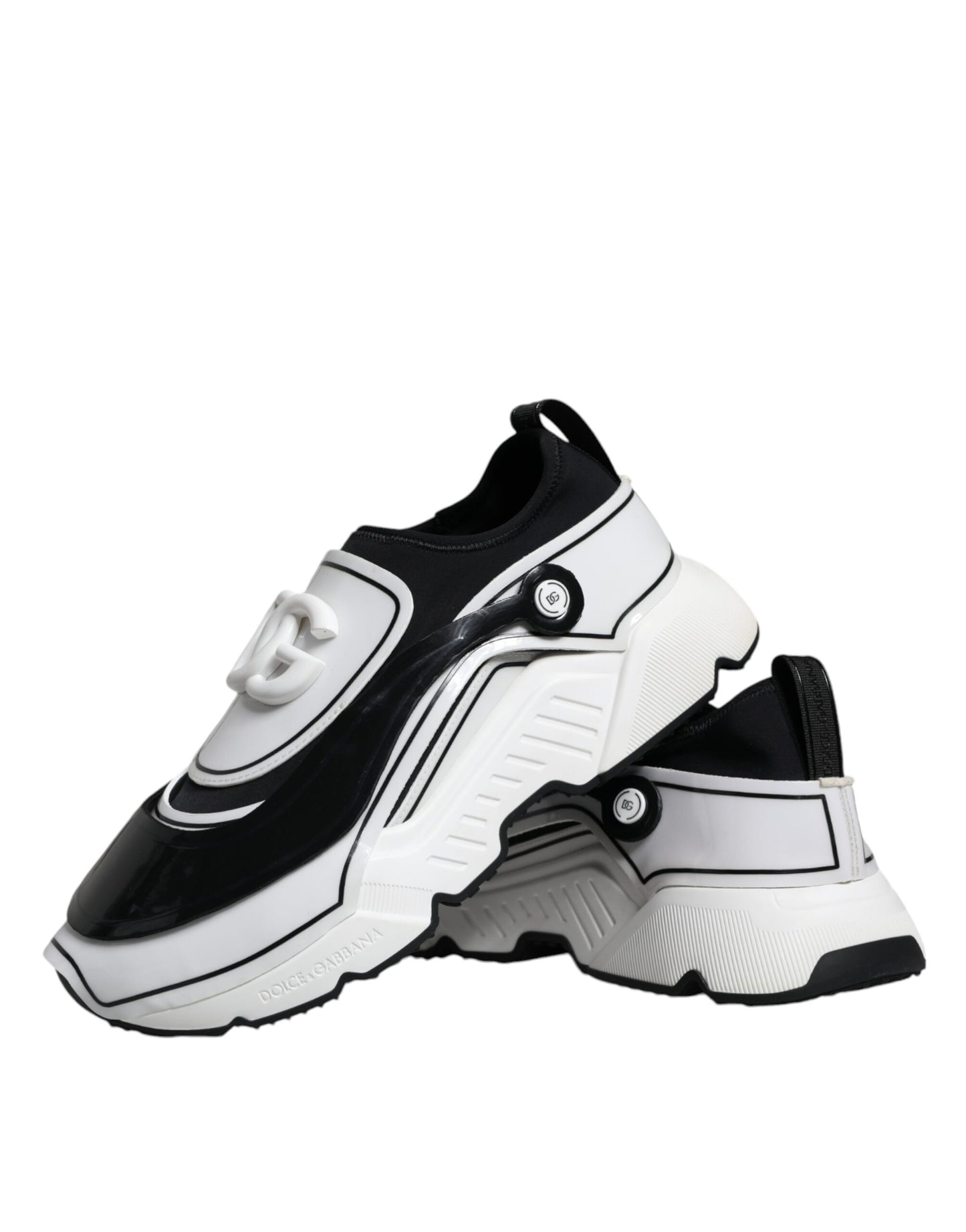 Zapatillas Daymaster con placa de logotipo en blanco y negro