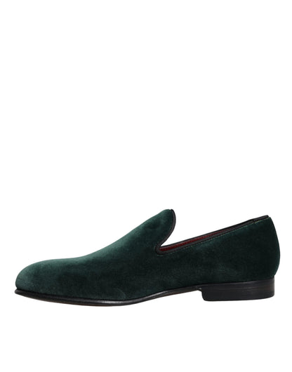 Grüne Slipper aus Samt zum Hineinschlüpfen, flache Schuhe