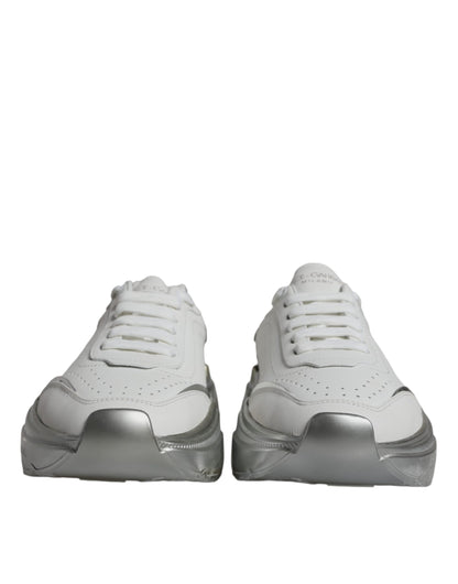 Zapatillas deportivas bajas Daymaster de color blanco y plateado