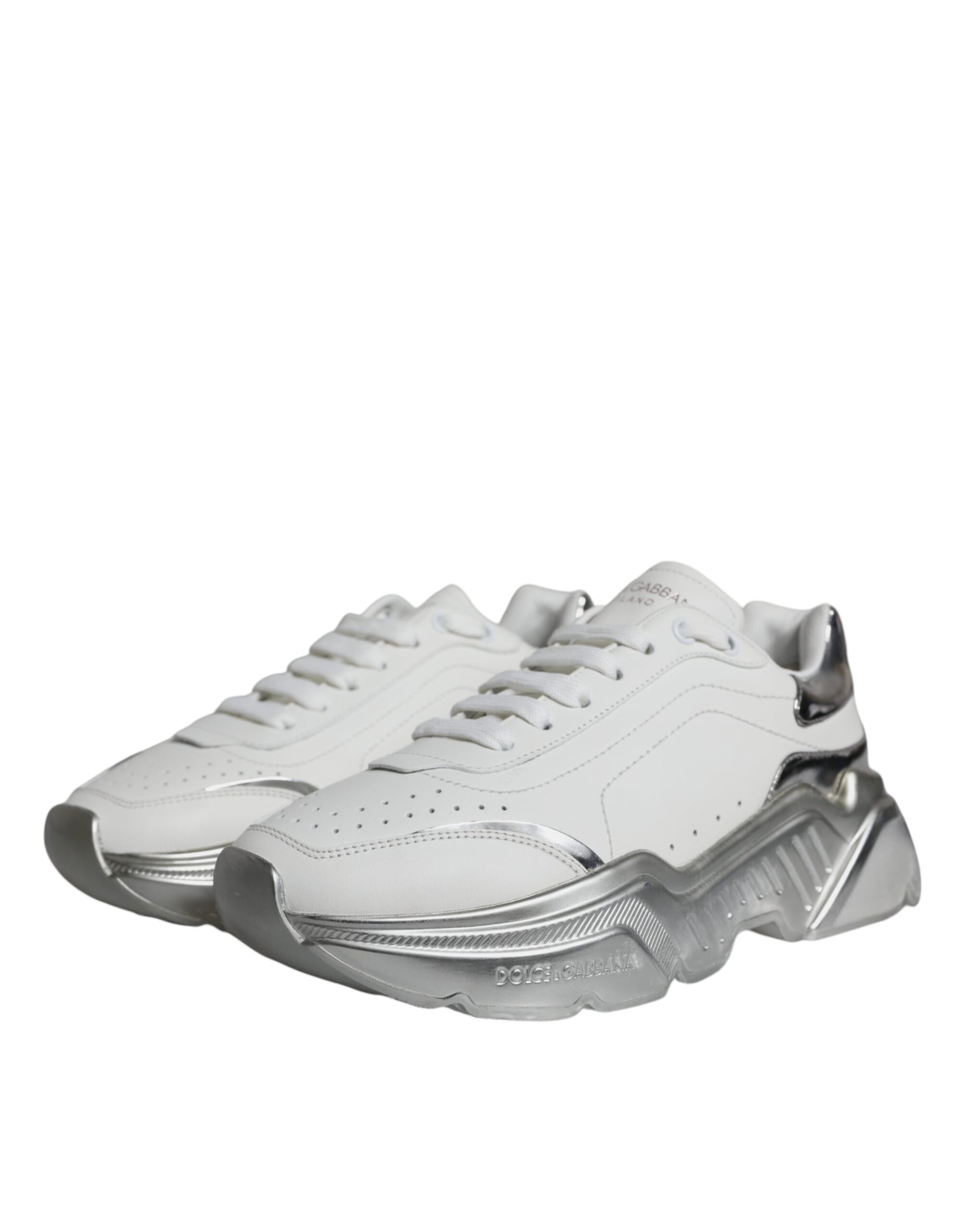 Zapatillas deportivas bajas Daymaster de color blanco y plateado