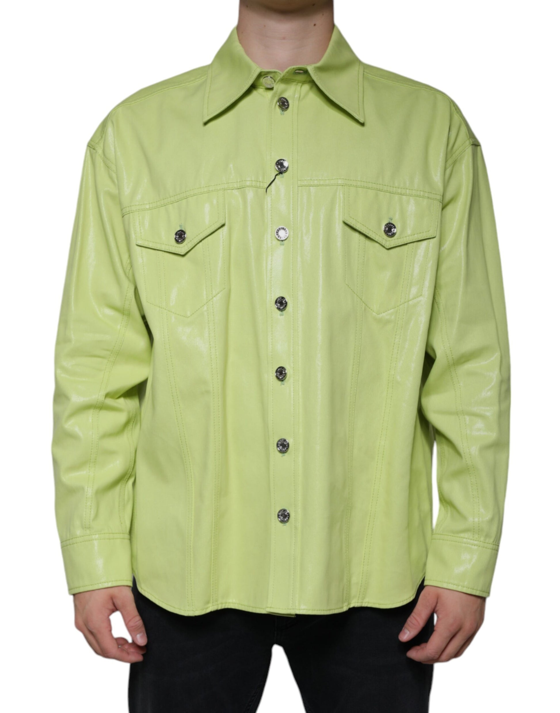 Camisa de algodón verde con cuello y botones para hombre