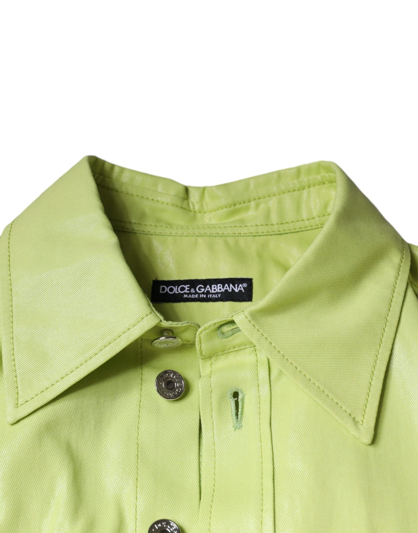 Camisa de algodón verde con cuello y botones para hombre