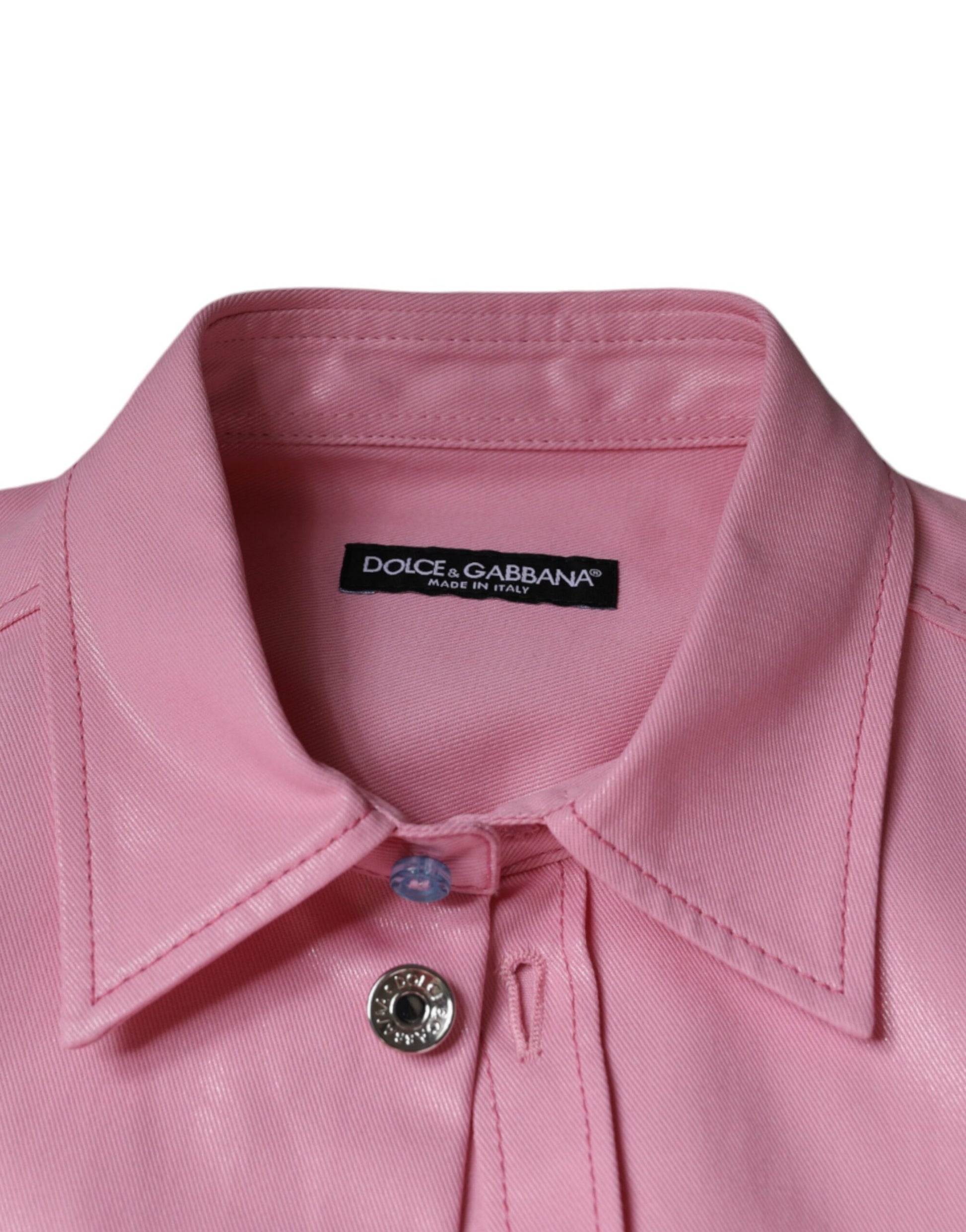 Camisa de algodón con cuello y botones en color rosa