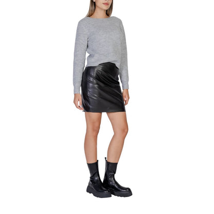 Black Polyethylene Skirt