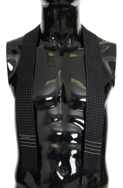 Eleganter Seidenkrawattenschal für Herren