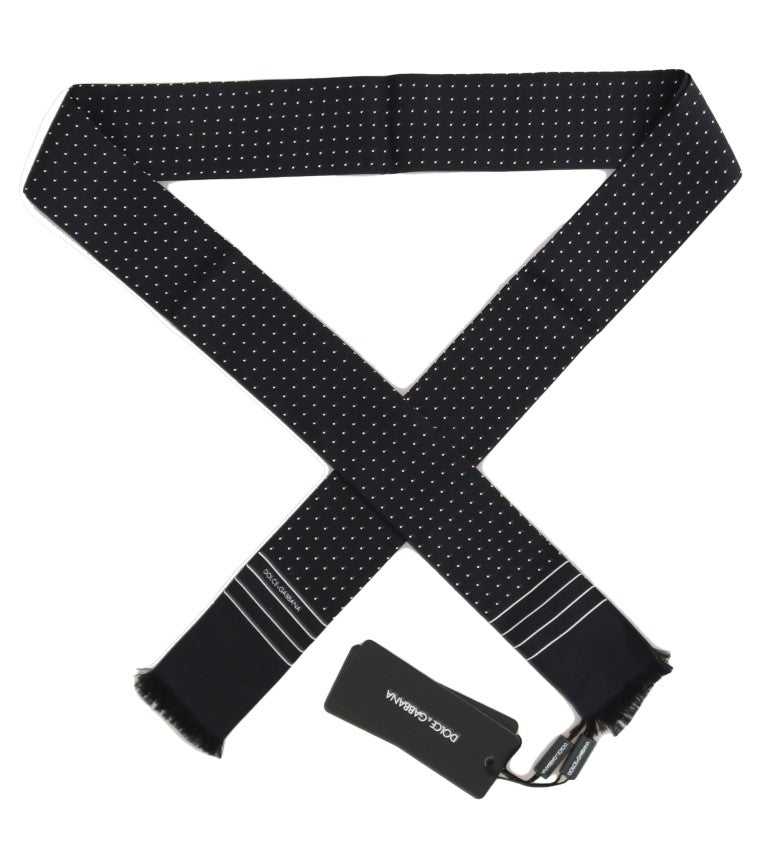 Eleganter Seidenkrawattenschal für Herren