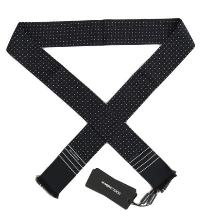 Eleganter Seidenkrawattenschal für Herren