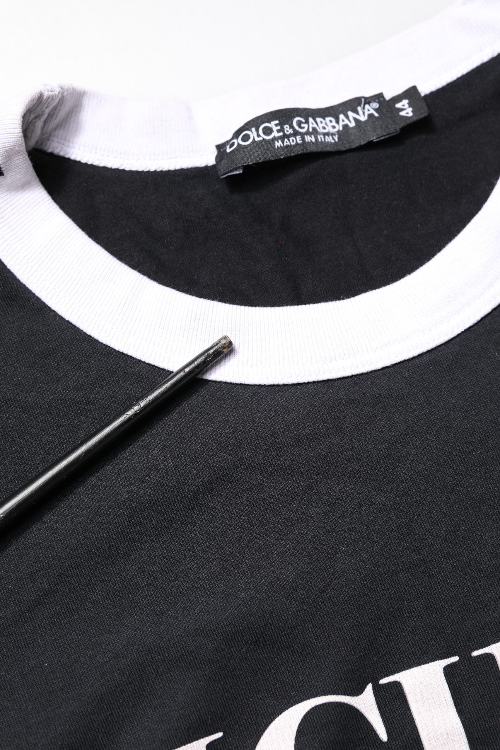 Black Sicilia Crew Neck Short Sleeve T-shirt