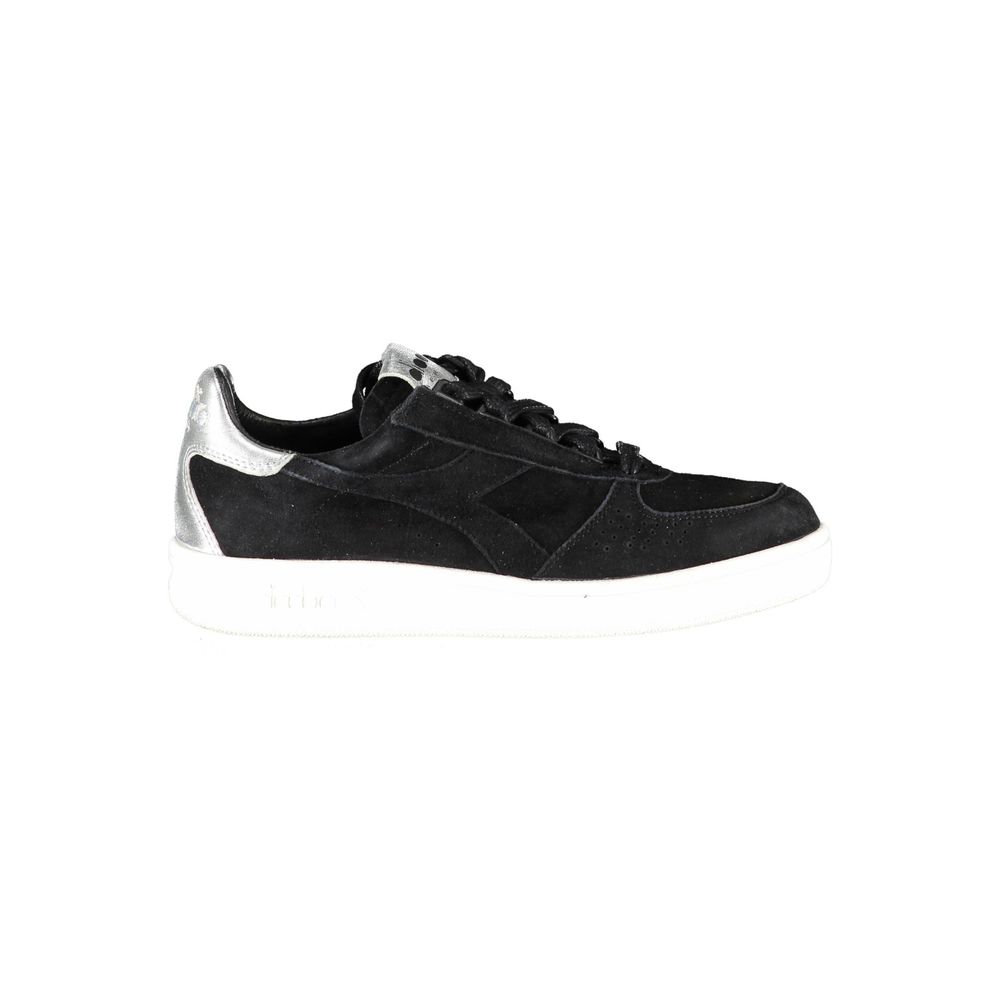 Zapatillas de piel negras para mujer