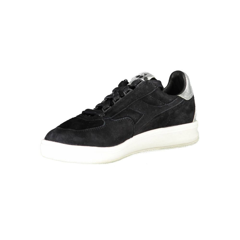 Zapatillas de piel negras para mujer