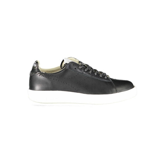 Zapatillas de piel negras para mujer