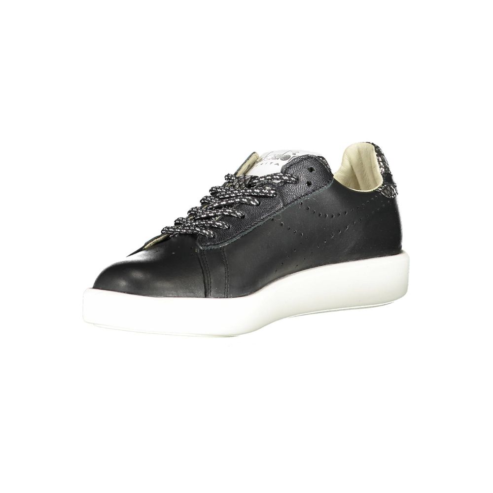 Zapatillas de piel negras para mujer