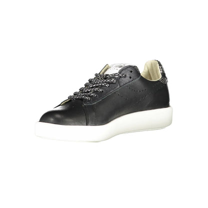Zapatillas de piel negras para mujer