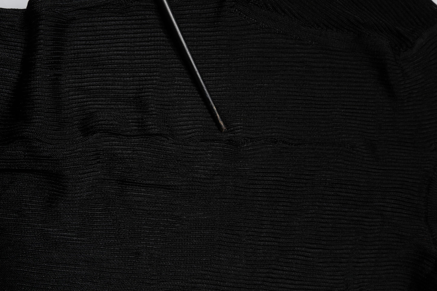 Black Knit Long Sleeves Turtleneck Slim Top