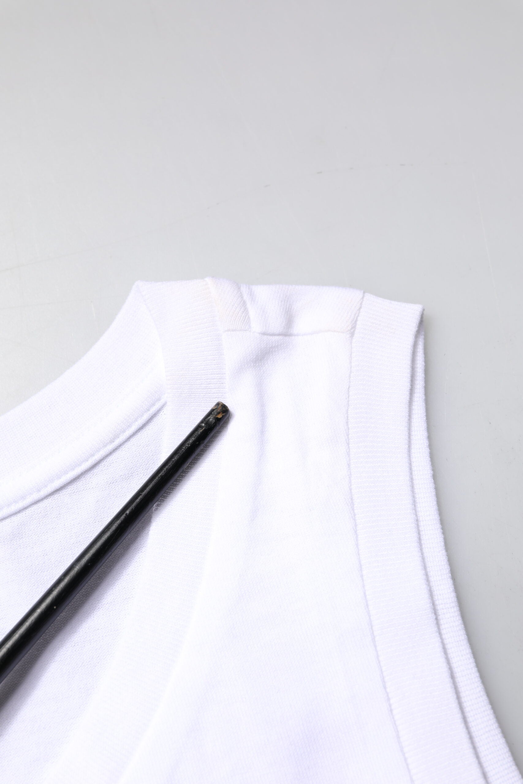 White Cotton Sleeveless Crew Neck T-shirt