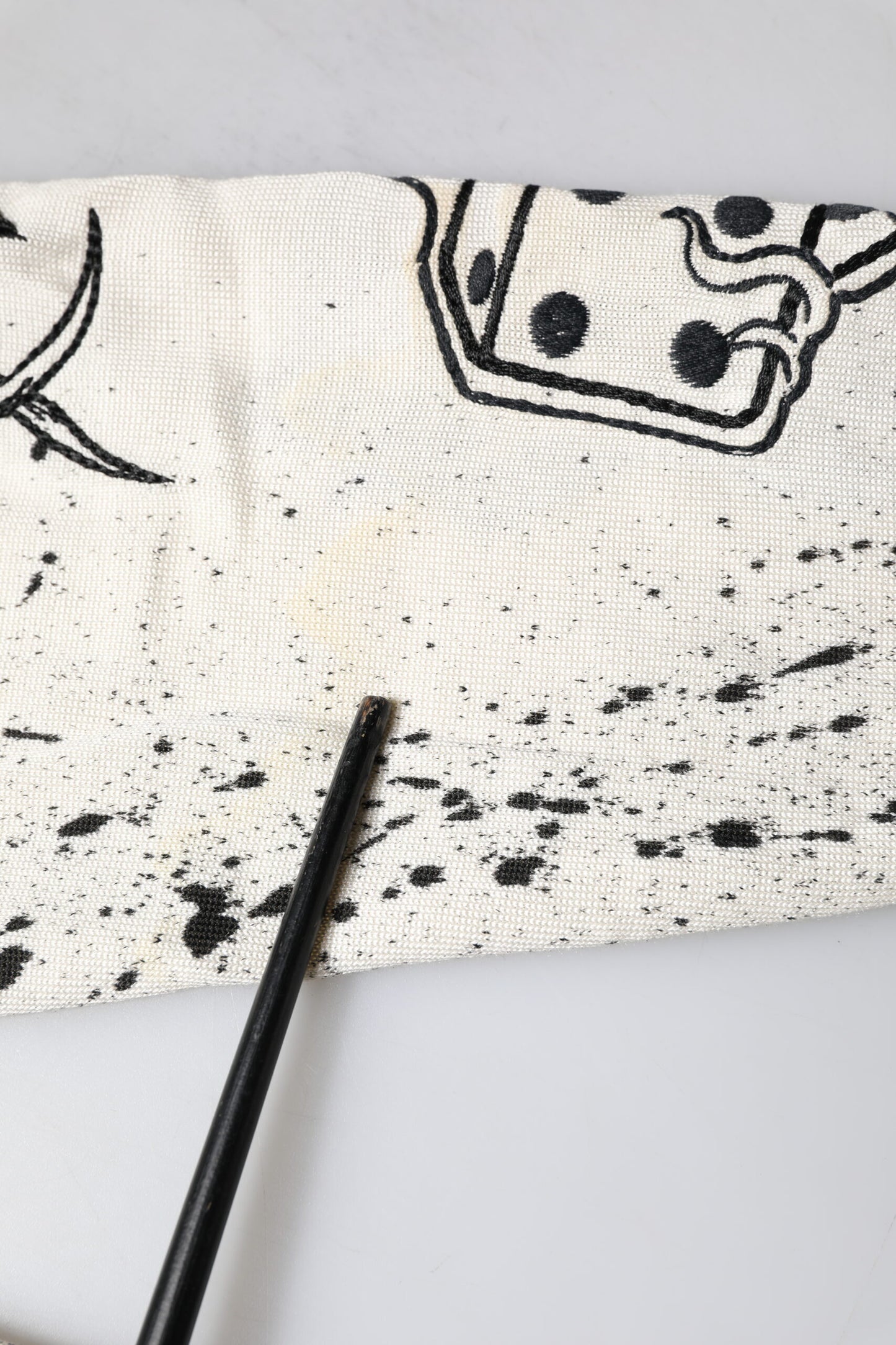 White Logo Angel Print Women Pullover Sweater