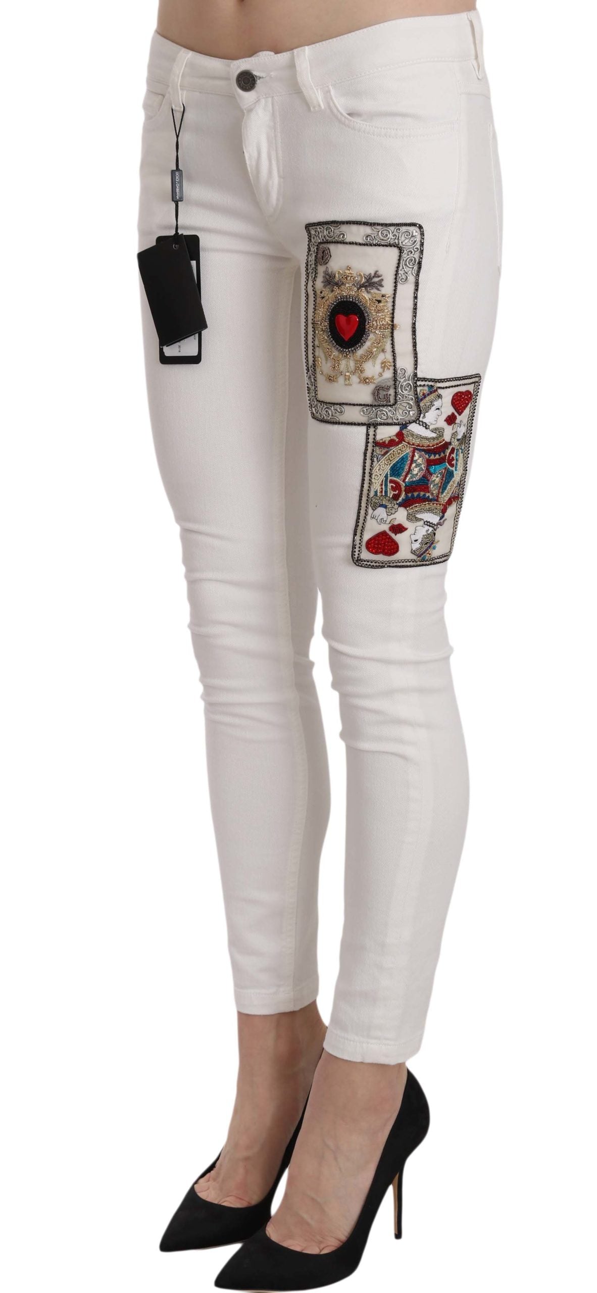 Enge Hose mit Verzierung „Queen of Hearts“