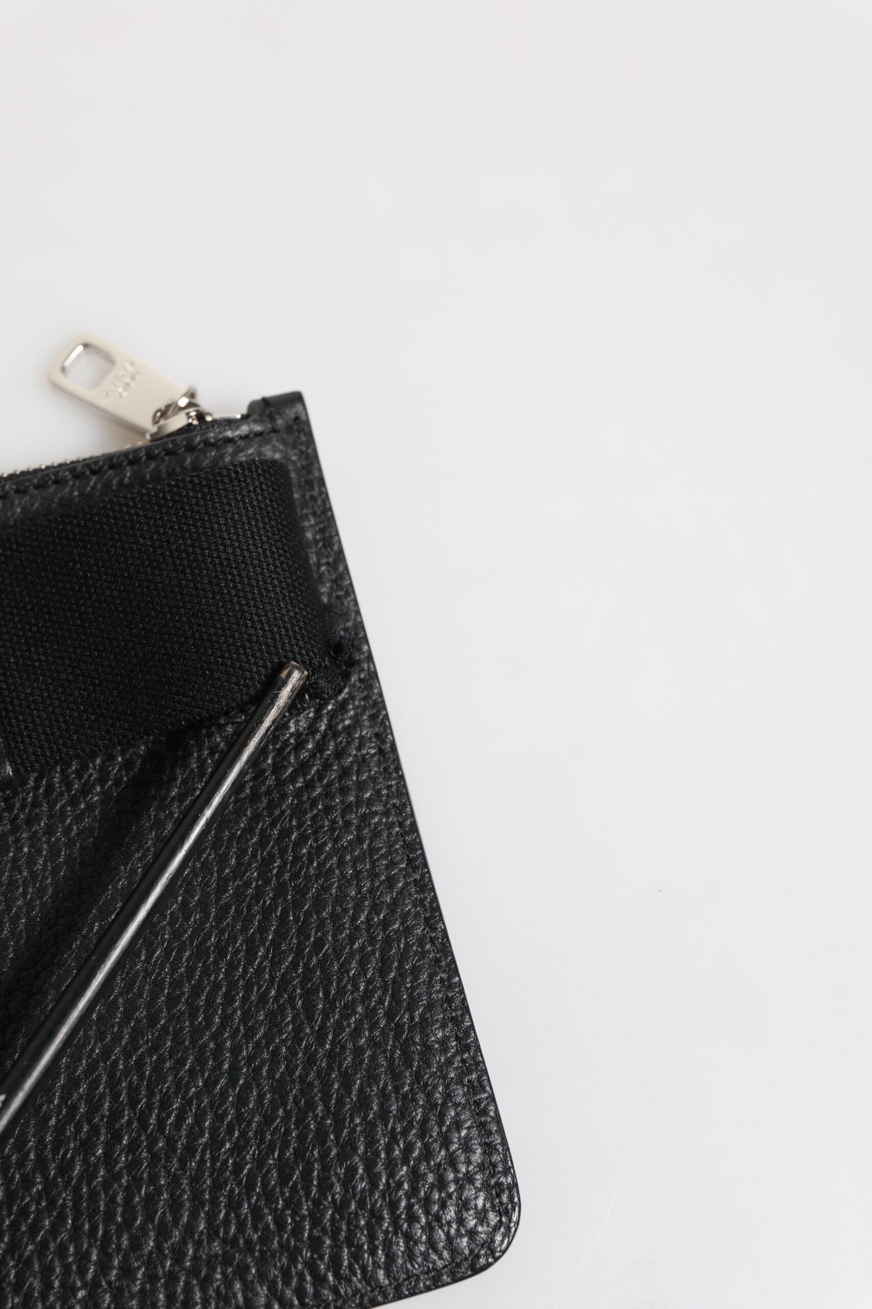 Black Leather Logo Embossed Waist Fanny Pack Borse Bag