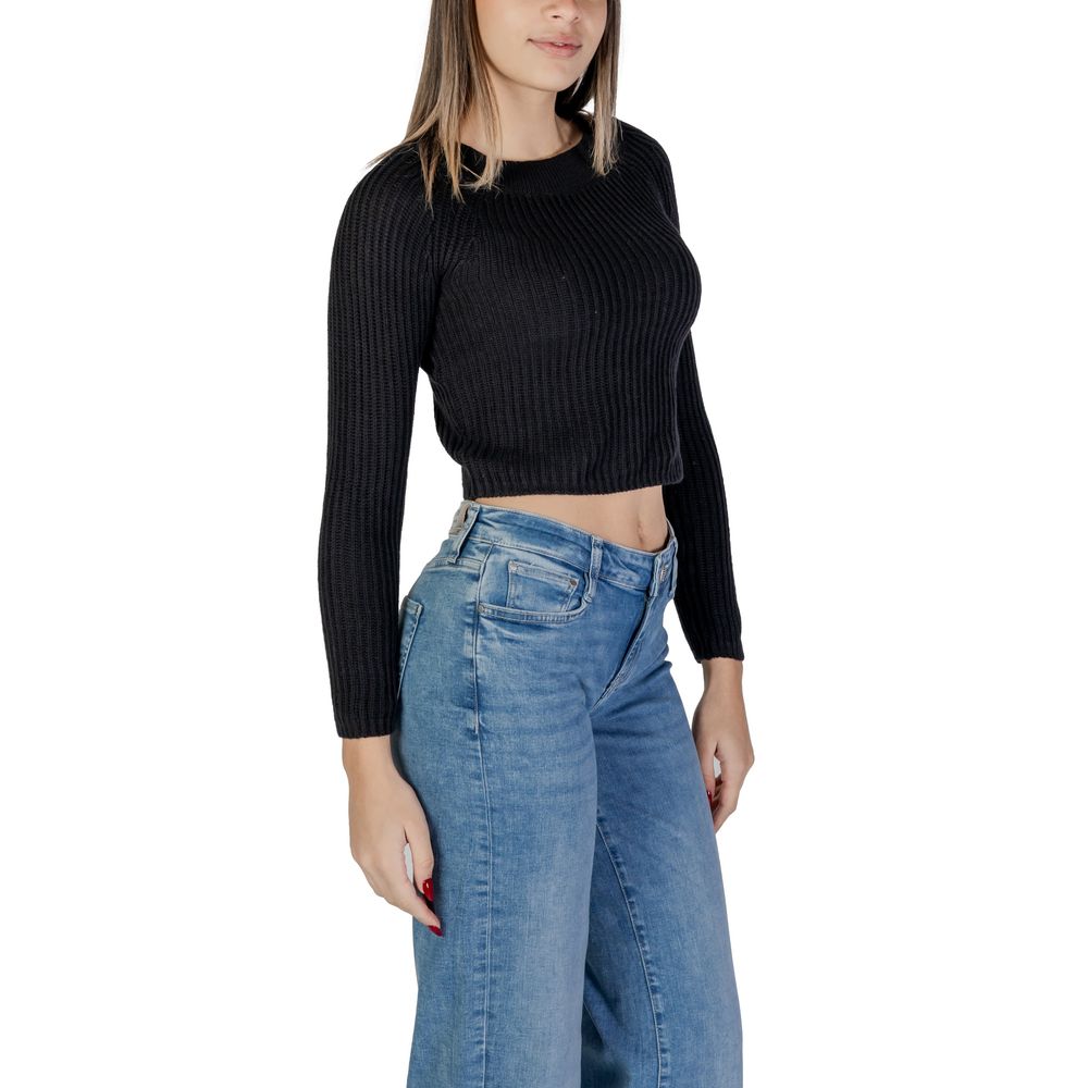 Black Marabou Sportswear