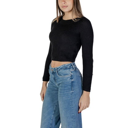 Black Marabou Sportswear